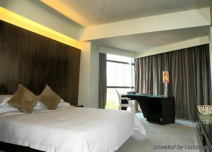 Mehood Lestie International Hotel Zhuhai Lovers Road Branch - Free Breakfast & Free Afternoon Tea & Free Midnight Snack China