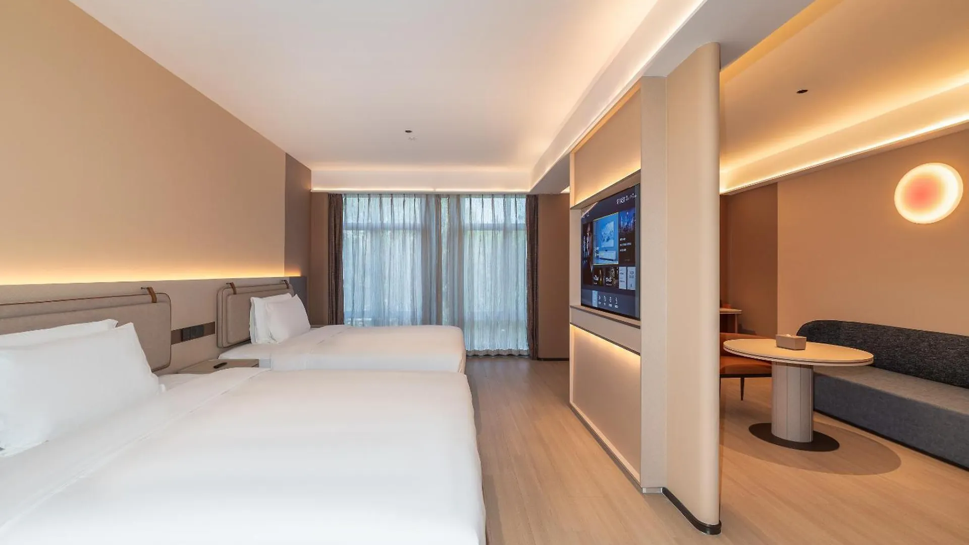 Mehood Lestie International Hotel Zhuhai Lovers Road Branch - Free Breakfast & Free Afternoon Tea & Free Midnight Snack China